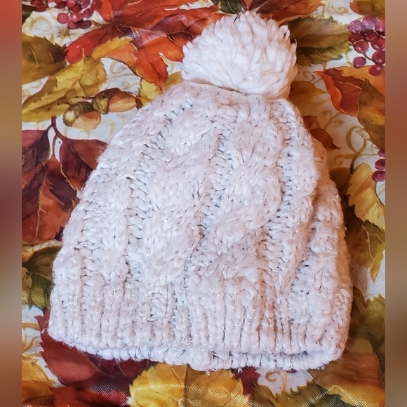 Bundle of 3 Girls Winter Hats Blue White Black 6-12 Months - Picture 5 of 12